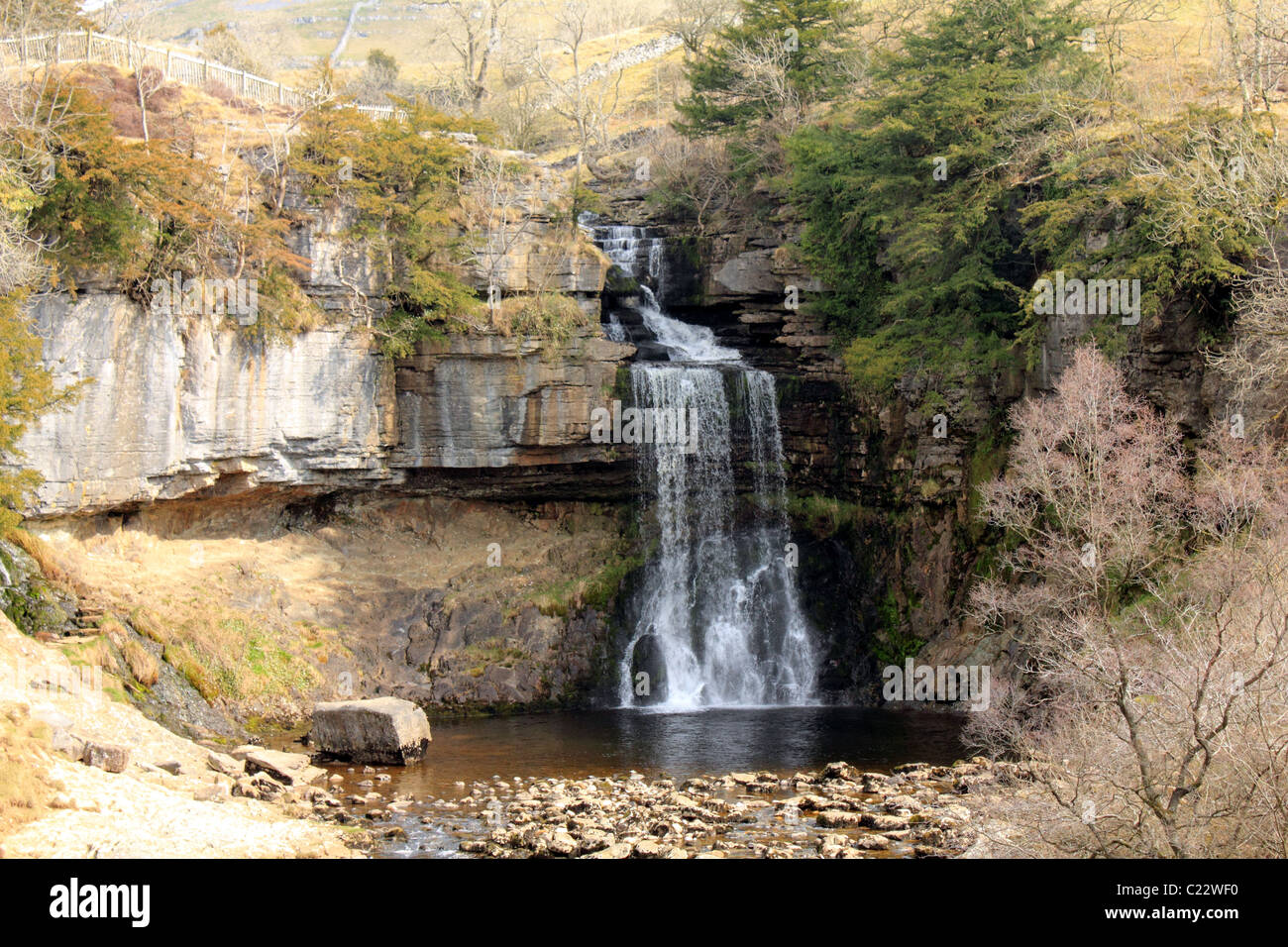 Thornton Kraft auf den Ingleton Wasserfällen Spuren in den Yorkshire Dales Stockfoto