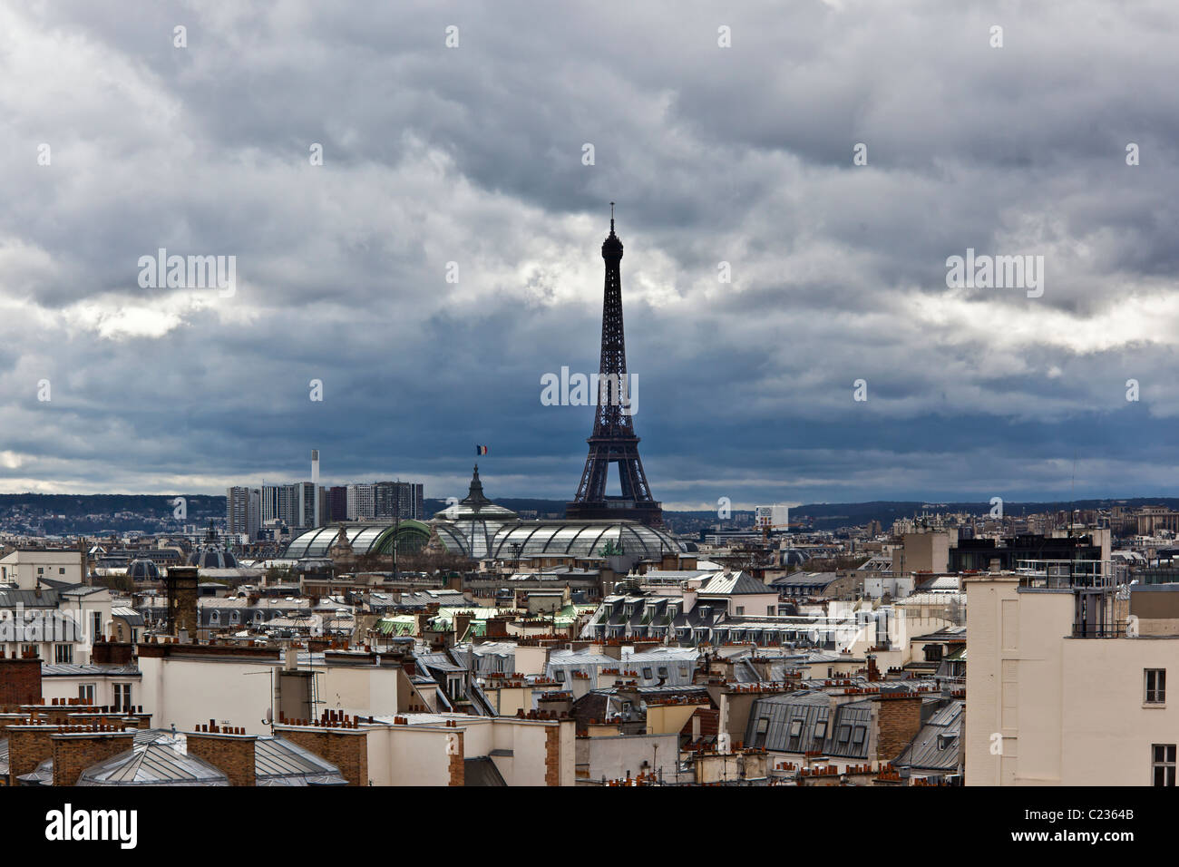 Paris-Skyline, wie aus dem Dach Paris, Frankreich, Europa zu sehen. Charles Lupica Stockfoto