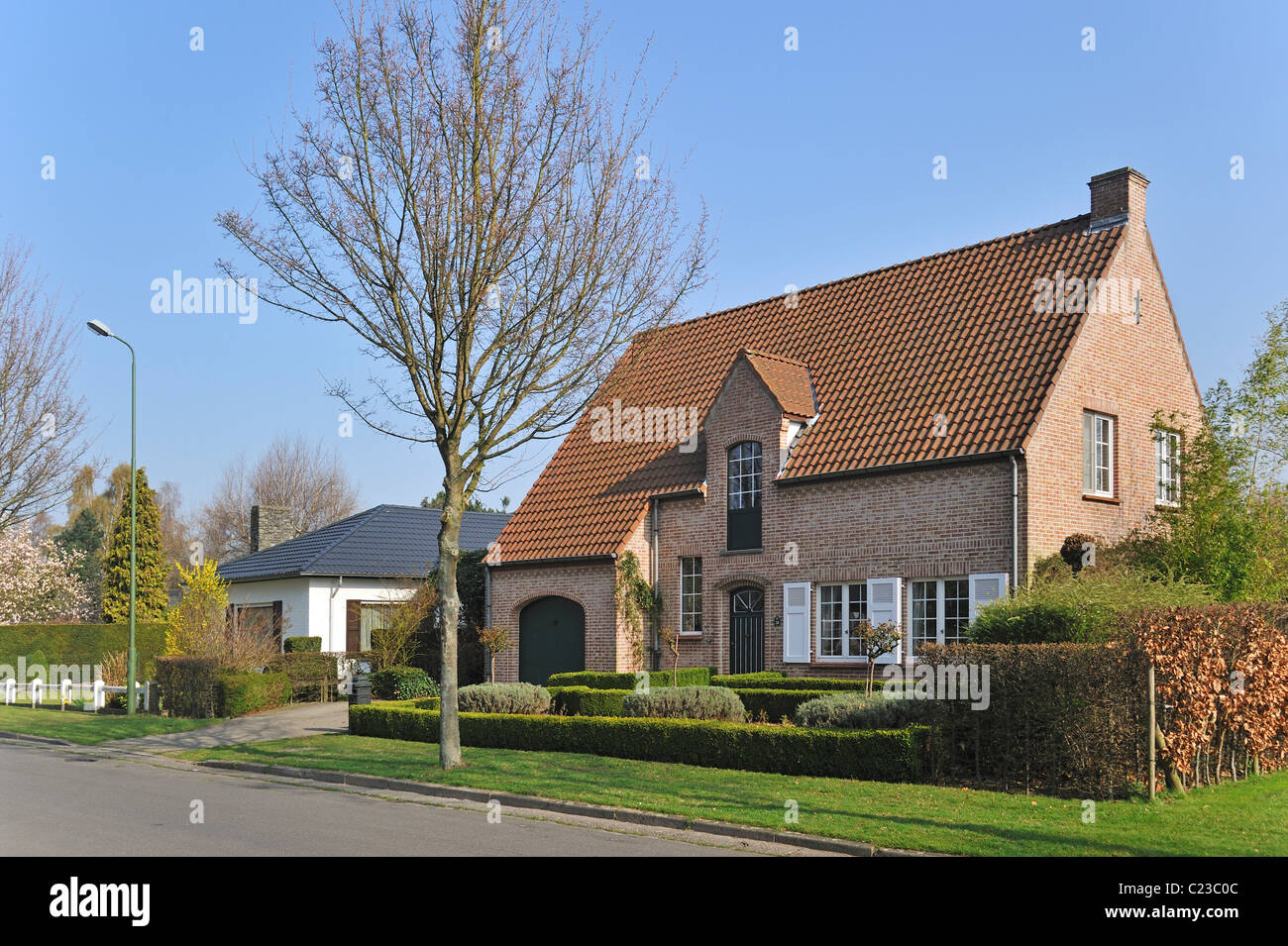 Residenzen in einem Vorort von Flandern, Belgien Stockfoto