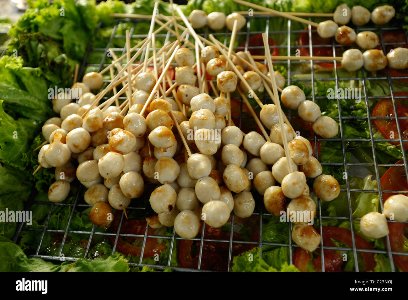 BBQ Mini Schweinefleisch Ball auf Stick, Thai Street Delikatesse, Bangkok, thailand Stockfoto