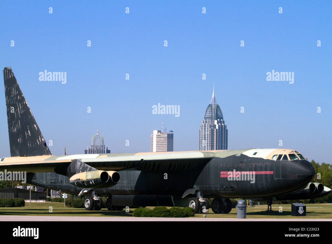 "Calamity Jane" B-52D Bomber befindet sich im Battleship Memorial Park, Mobile, Alabama, USA. Stockfoto