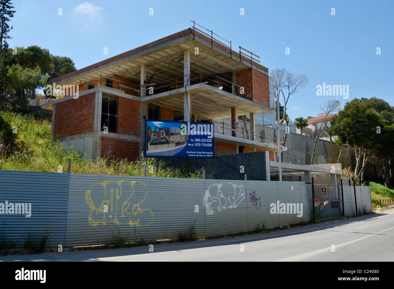 Eine verlassene Villa Bauprojekt in Spanien während der Rezession und Wirtschaftskrise des Jahres 2010. Stockfoto