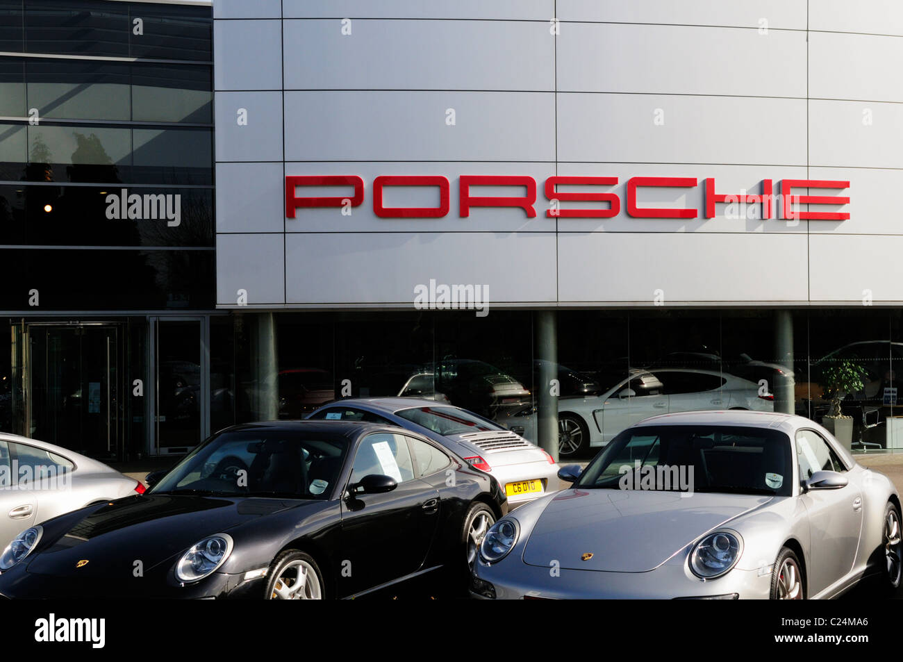 Lancaster Porsche Auto Autohaus, Harston, Cambridgeshire, England, Vereinigtes Königreich Stockfoto