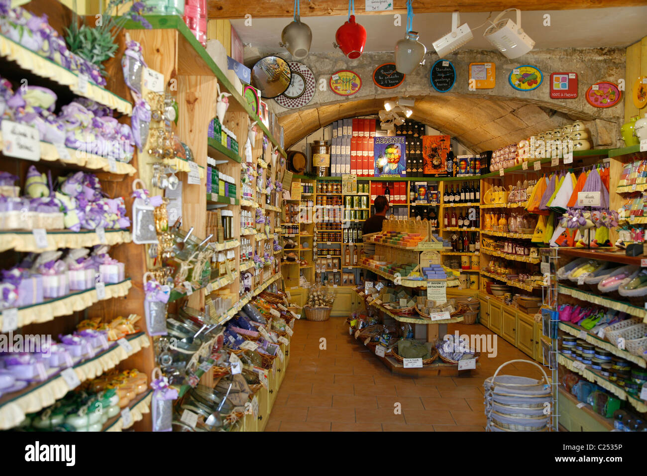 Souvenir-Shop in Les Baux de Provence, Bouches-du-Rhône, Provence, Frankreich. Stockfoto