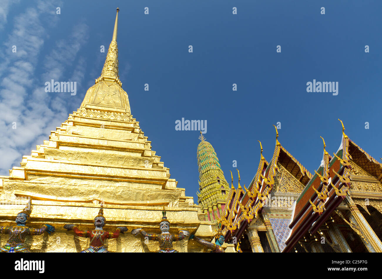 Wat Phra Kaew oder Tempel des Smaragd-Buddha im großen Palast Komplex, Bangkok, Thailand Stockfoto