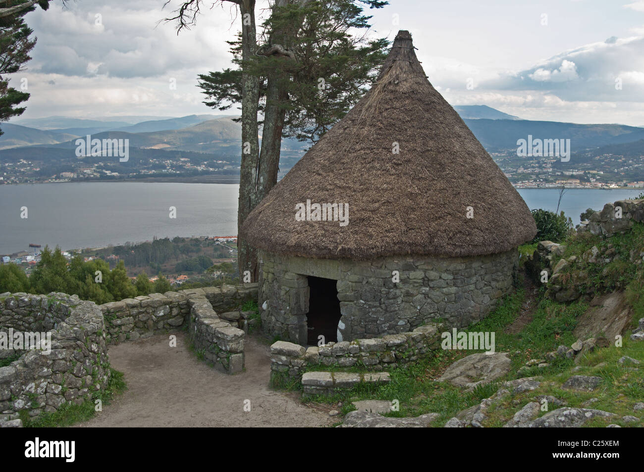 Überreste der menschlichen Siedlung Santa Tegra montieren. A Guarda, Galizien, Spanien. Stockfoto