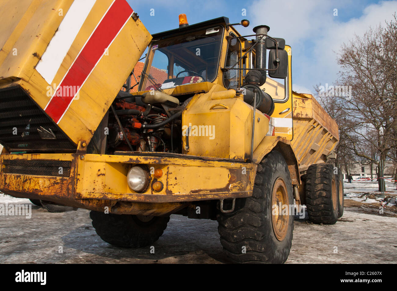 Dumper camion -Fotos und -Bildmaterial in hoher Auflösung – Alamy