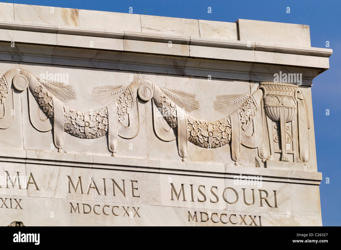 WASHINGTON DC, USA - Detail der Dekorationen und Radierungen auf der Oberseite des Lincoln Memorial am westlichen Ende der National Mall in Washington DC Stockfoto