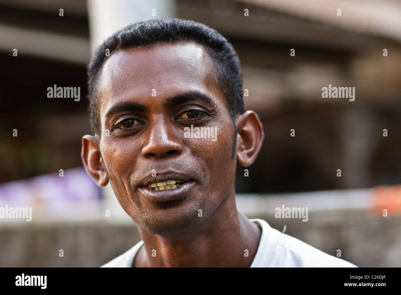 Lokaler Mann lächelt, Sumbawa Island, Indonesien Stockfoto