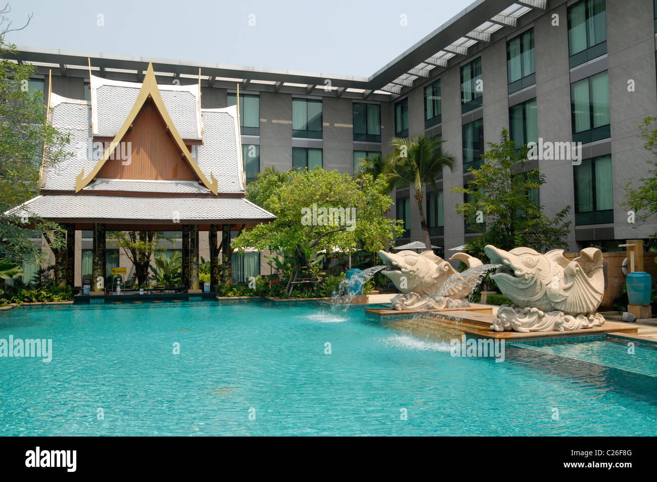 Pool im Hotel Novotel Bangkok Suvarnabhumi Airport Stockfoto