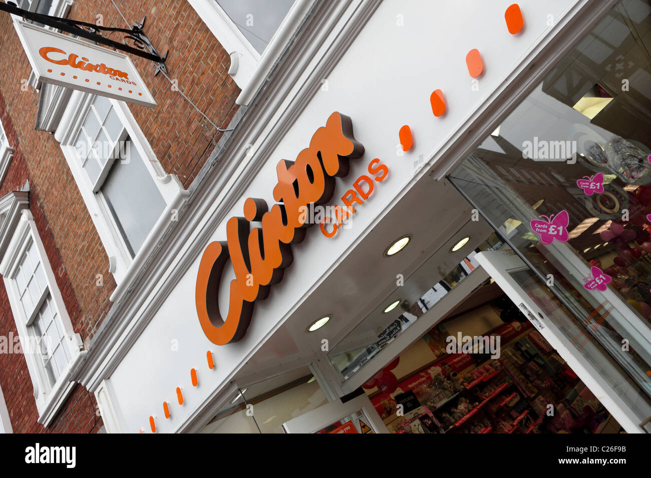 CLINTON KARTEN, beliebten Hauptstraße Karte Einzelhändler, ihren Firmennamen und die dazugehörigen Logos hier bei ihren Shrewsbury Zweig gesehen. Stockfoto