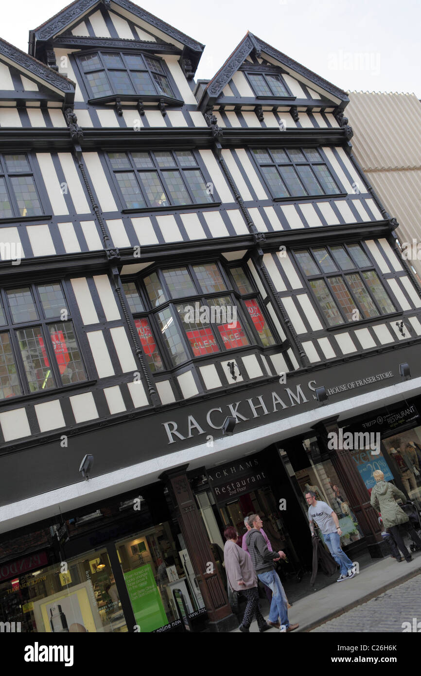 RACKHAMS, beliebte Shrewsbury Department Store, Teil der HOUSE OF FRASER Gruppe, gesehen hier in einem leichten Winkel Aspekt. Stockfoto