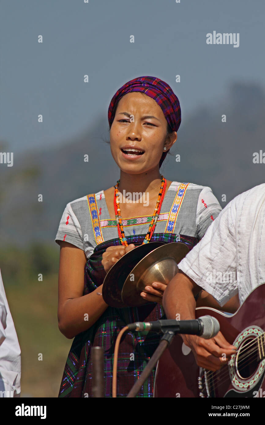 Singpho Frau am Namdapha Eco Kulturfestival, Miao, Arunachal Pradesh, Indien Stockfoto