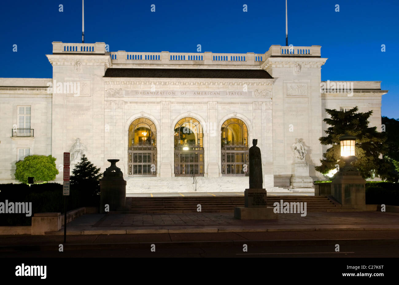 Die Organisation der amerikanischen Staaten "OAS" Hauptgebäude befindet sich an der Ecke der 17th Street und Verfassung Ave Washington DC Stockfoto