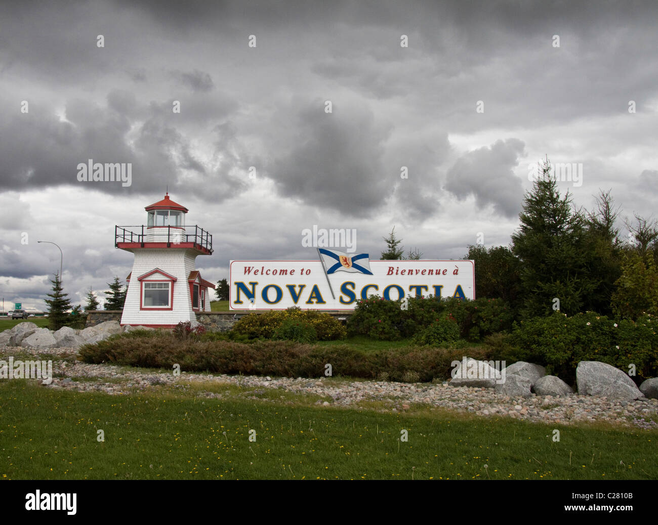 Willkommen Sie bei Nova Scotia Anzeige gegen bedrohliche Himmel Stockfoto