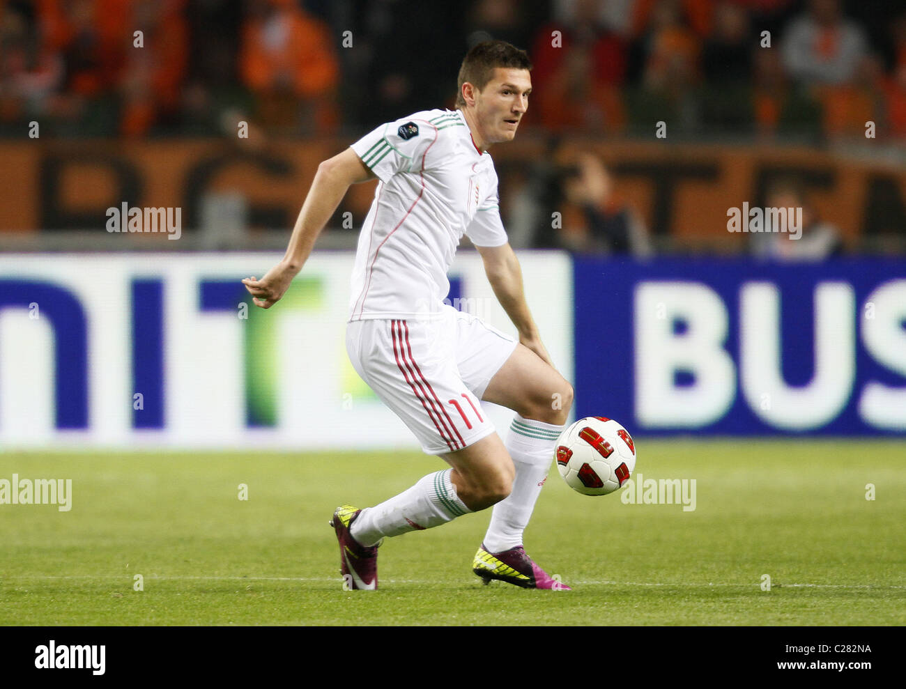 ADAM PINTER Ungarn REAL ZARAGOZA Ungarn & REAL Saragossa AMSTERDAM ARENA AMSTERDAM HOLLAND 29. März 2011 Stockfoto