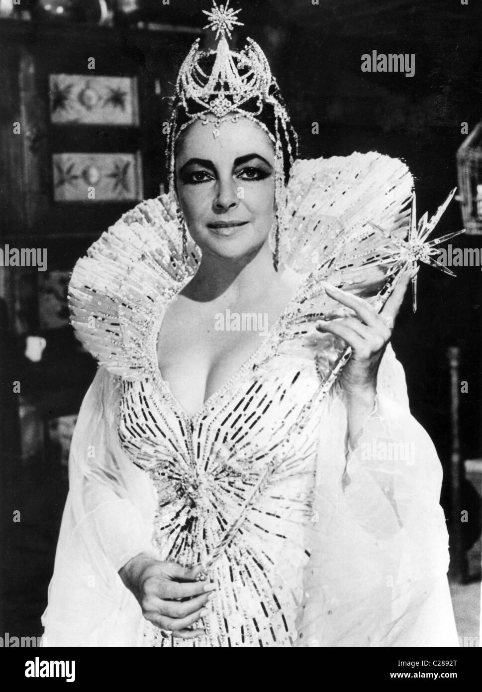 Schauspielerin Liz Taylor in dem Film "The Blue Bird" Stockfoto