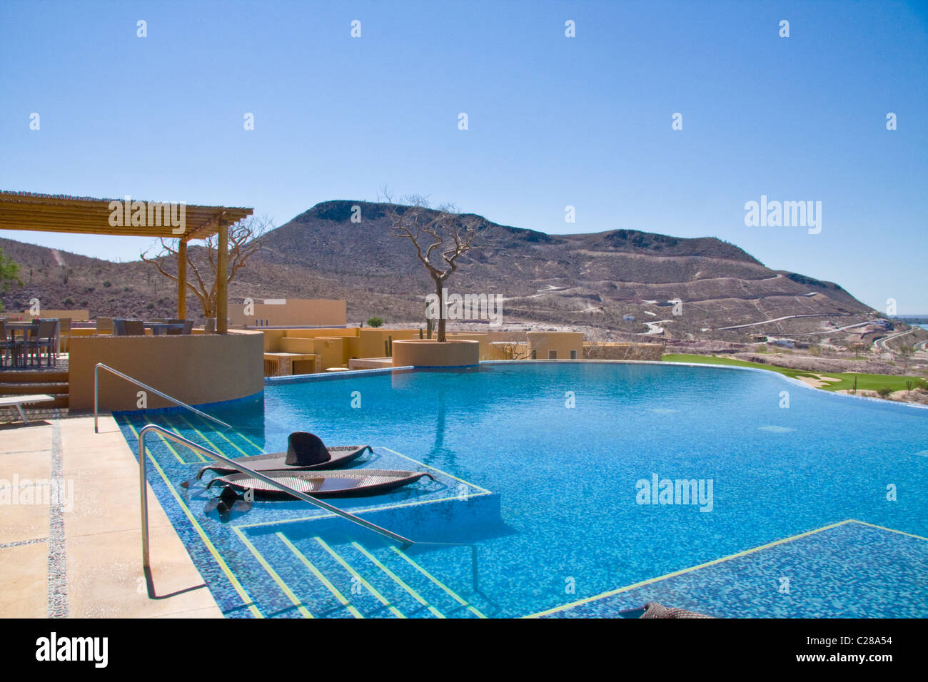 Poolbereich, Las Colinas Wohngebiet, Costa Baja Resort, La Paz, Baja Sur, Mexiko. Stockfoto