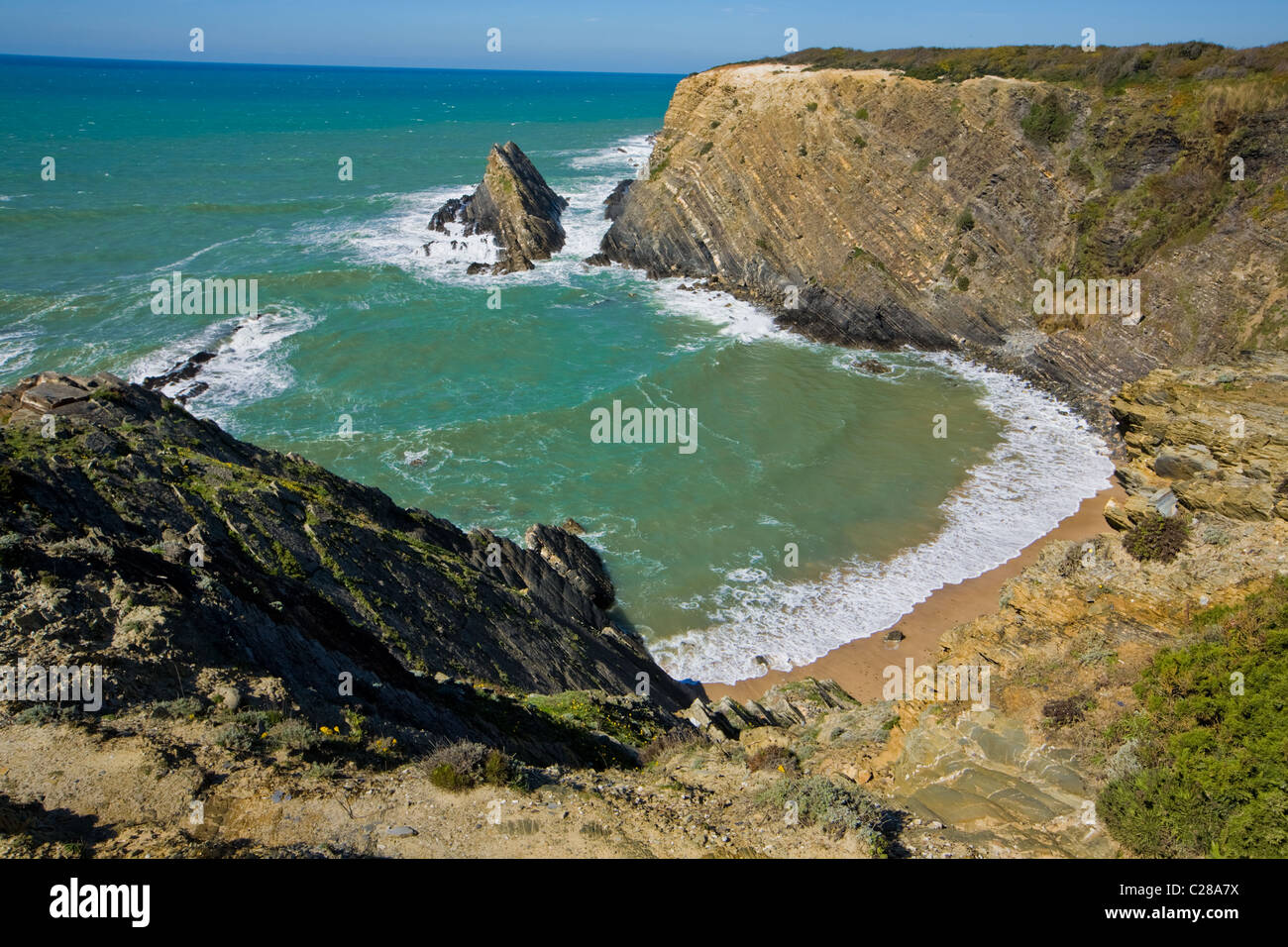 Wilde Küste an der Praia Carvalhal, Alentejo, Portugal Stockfoto