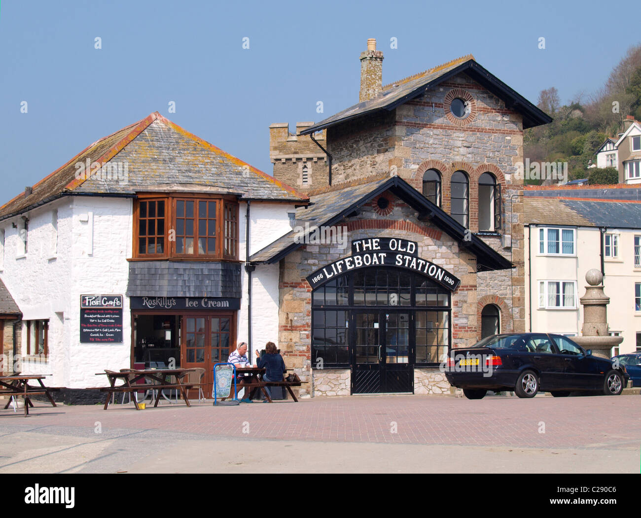 Der alte Lifeboat Station, Looe, Cornwall, UK Stockfoto