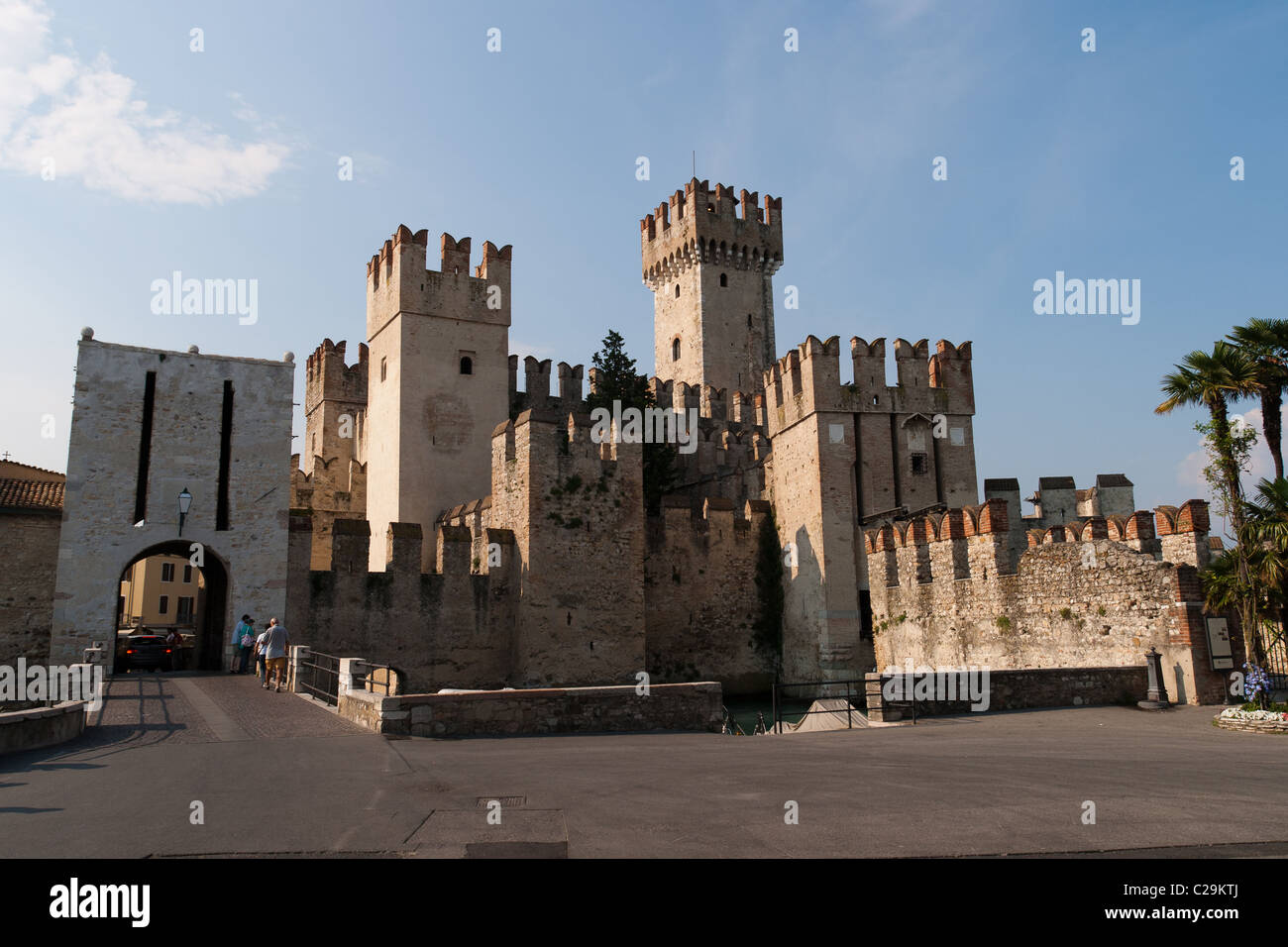 Sirmione, Gardasee, Italien, die Scaliger Burg Stockfoto