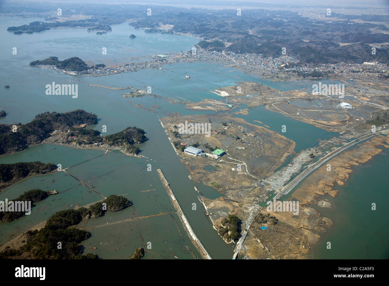 Luftaufnahme von Schäden an Higashimatsushima, Miyagi-Präfektur nach einer 9. 0 Erdbeben und der nachfolgende tsunami Stockfoto