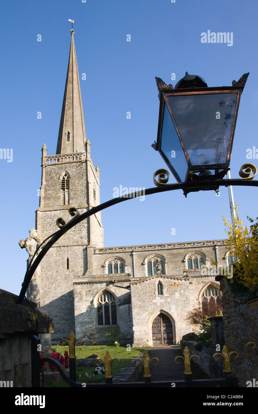 Kirche des Hl. Johannes der Evangelist im Slimbridge Village in Gloucestershire Stockfoto