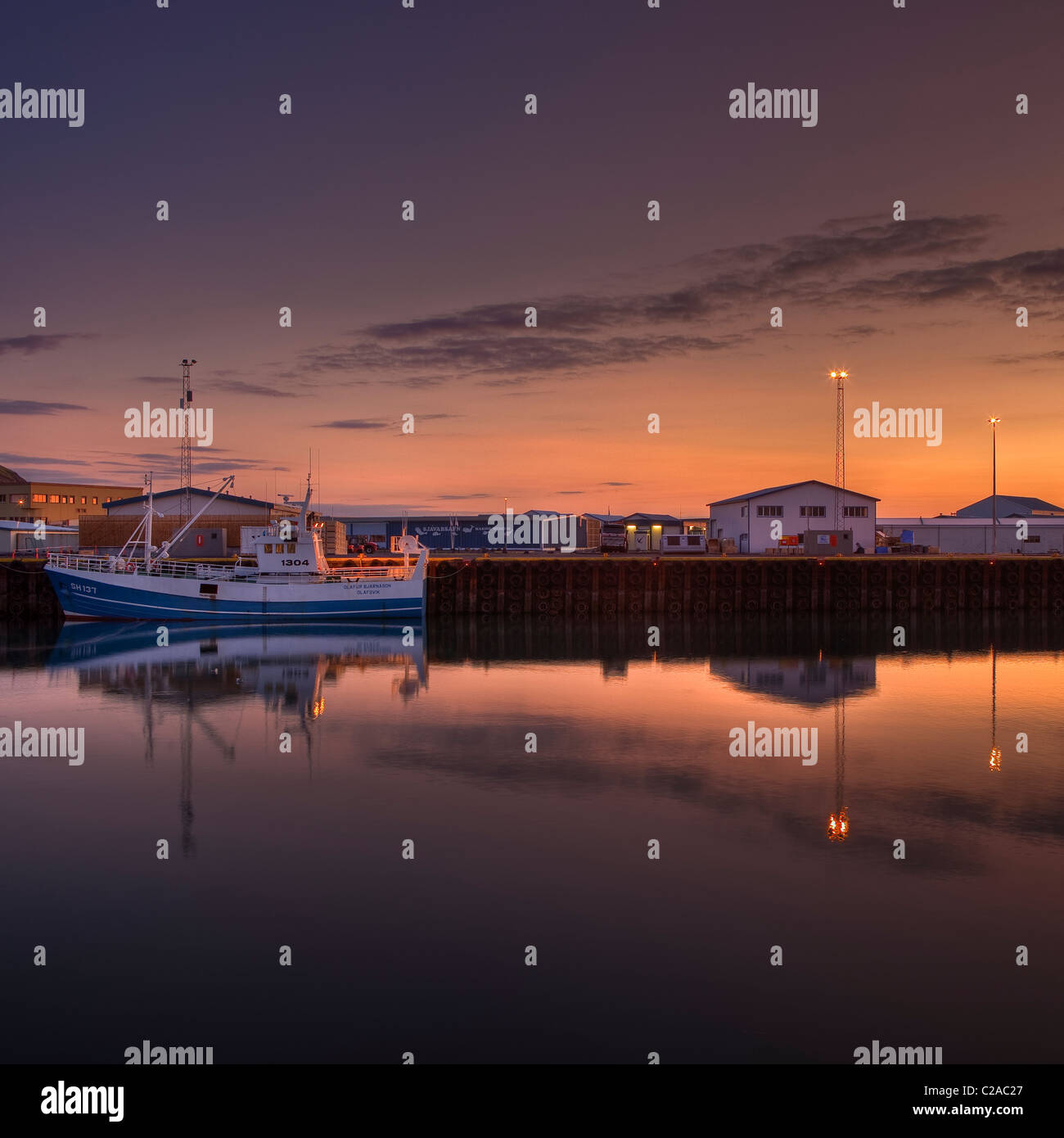 Sonnenuntergang, Ólafsvík Hafen, Snaefellsnes Halbinsel, Island Stockfoto