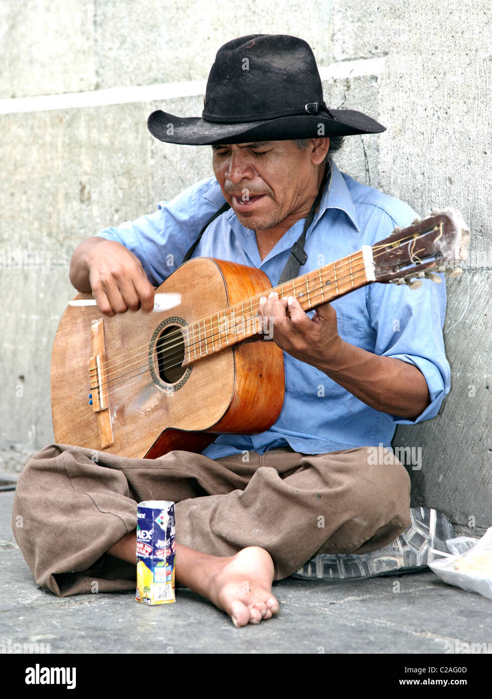 Mexikanische Mann spielt Gitarre am Zocalo-Oaxaca-Stadt-Mexiko Stockfoto