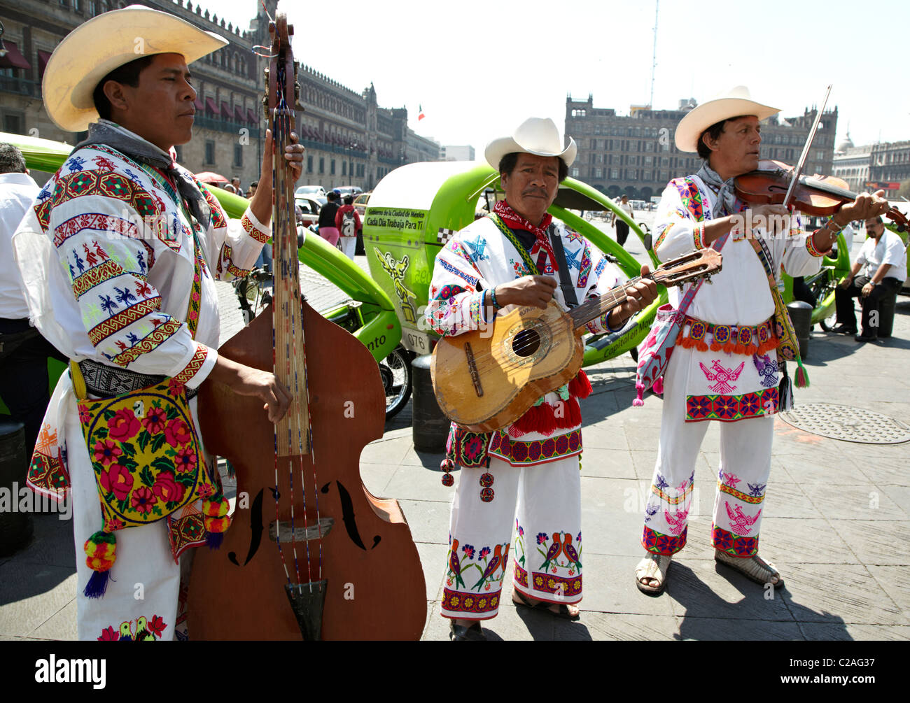 Mexikanische Männer spielen Gitarre am Zocalo Stadt Mexiko Stockfoto