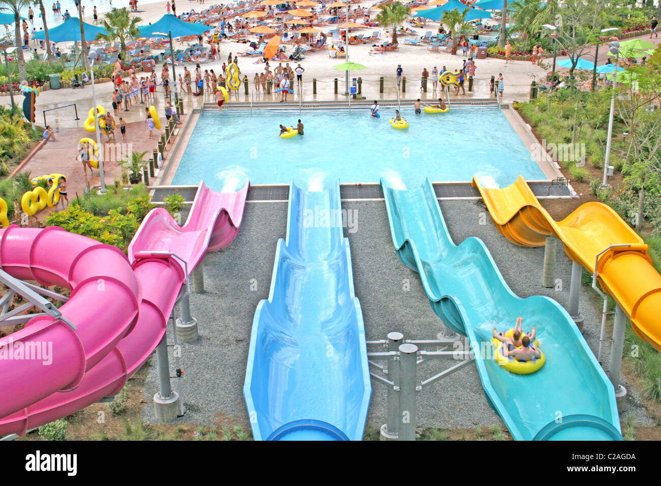 Menschen Bei Aquatica Wasser Park Orlando Florida Stockfotografie Alamy