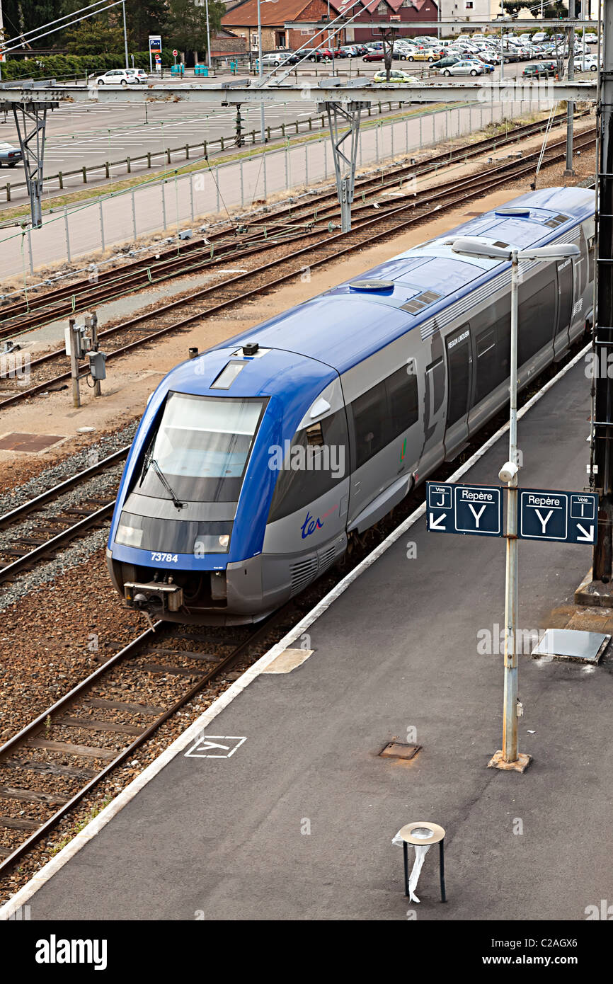 Modernes Französisch Zug im Bahnhof Limoges Frankreich Stockfoto