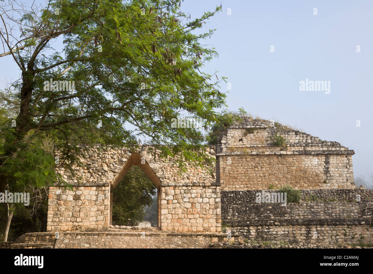 Bogen Sie bei den Maya-Ruinen von Ek Balam in der Yucatan Halbinsel, Mexiko. Stockfoto