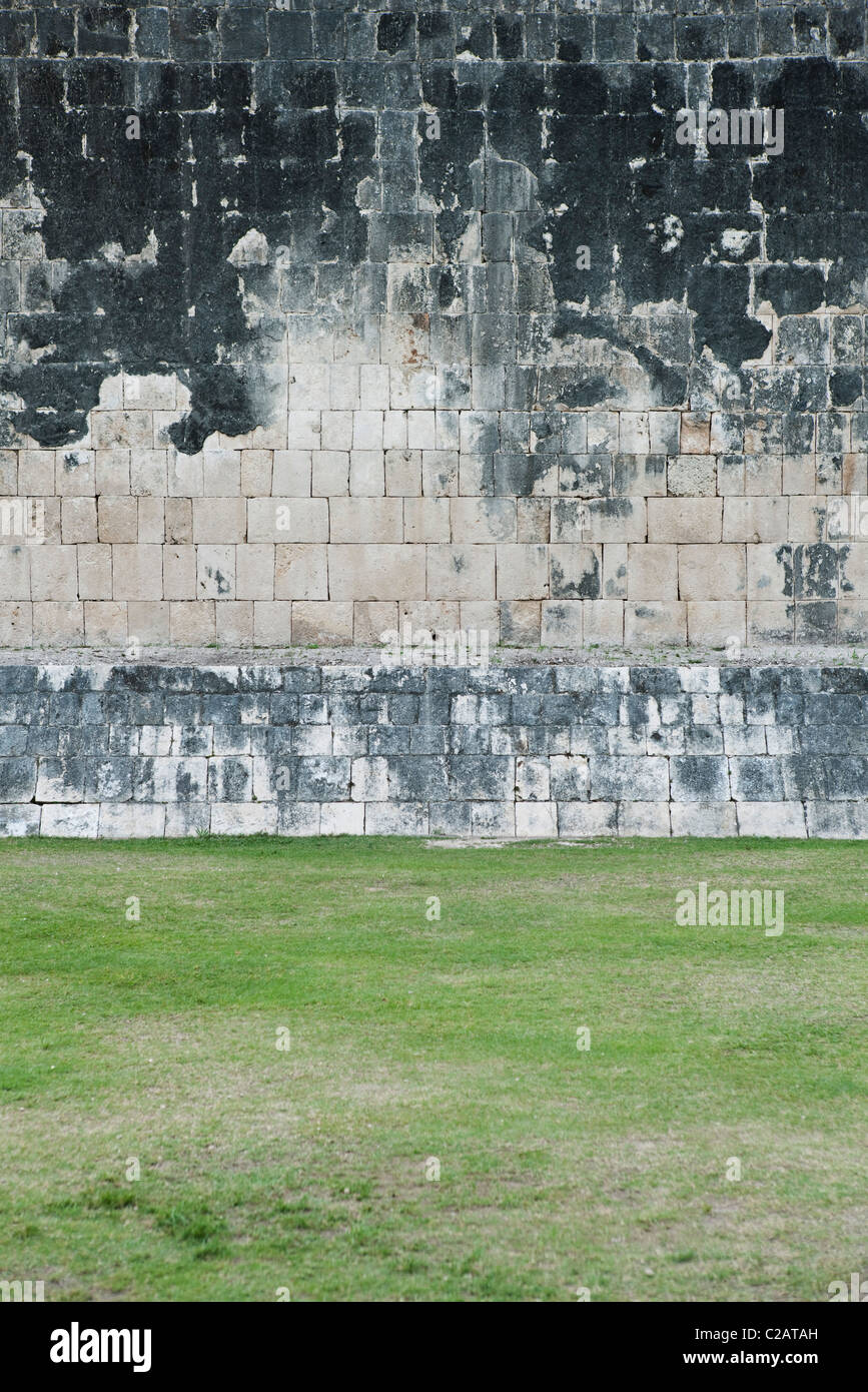 Mexiko, Yucatan State, Chichen Itza, alten Mauer der Maya Ruinen Stockfoto