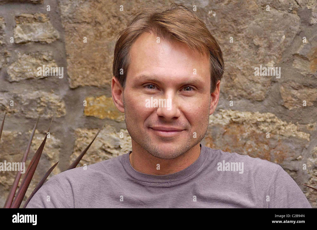 Schauspieler Christian Slater nimmt an einem Fototermin Wiedervereinigung 2004, die Besetzung von "One Flew Over the Cuckoo es Nest" Edinburgh, Schottland - Stockfoto