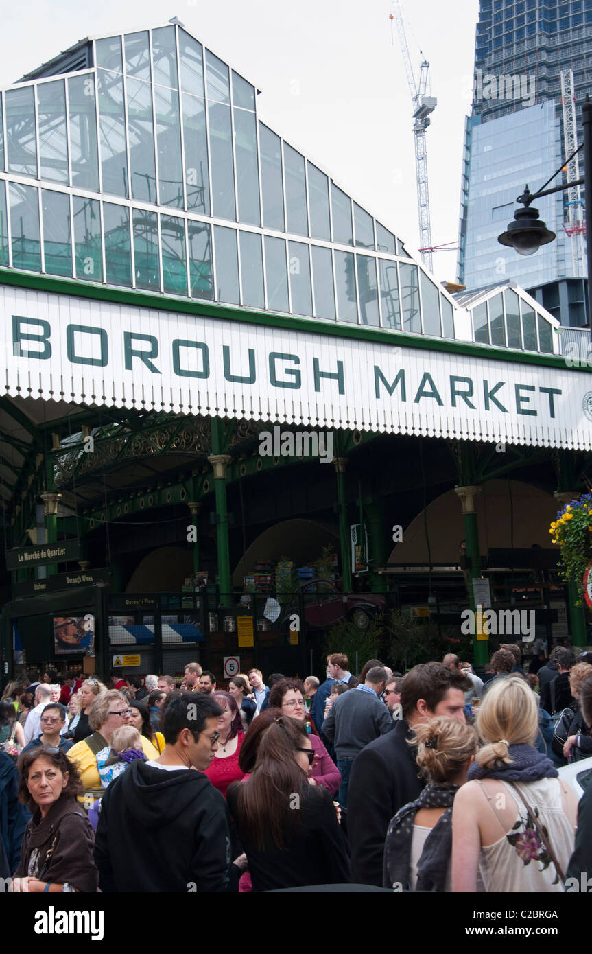 Eine geschäftige Borough Market, London, UK. Stockfoto