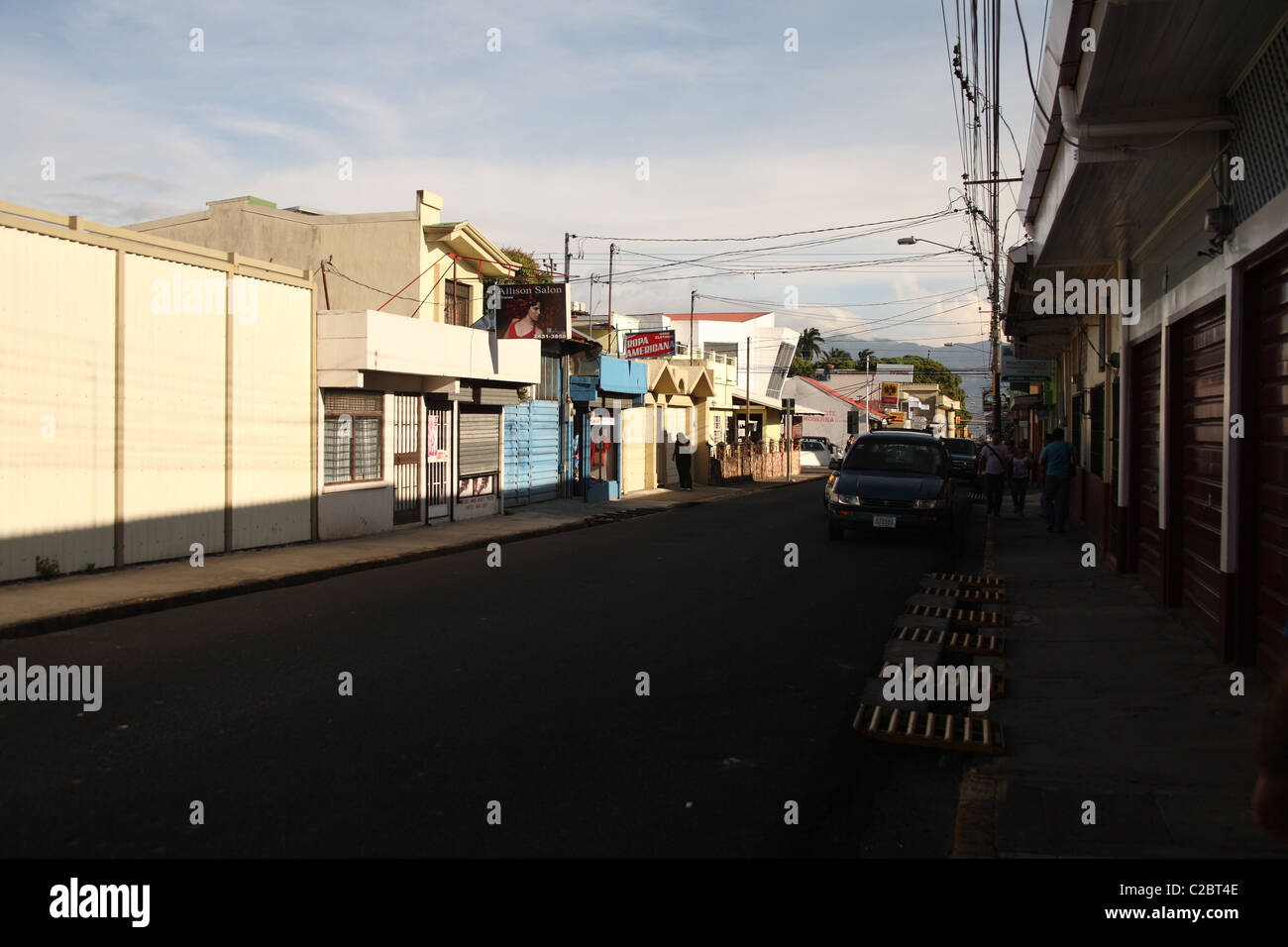 Blick auf eine Straße in Alajuela, Costa Rica. Stockfoto