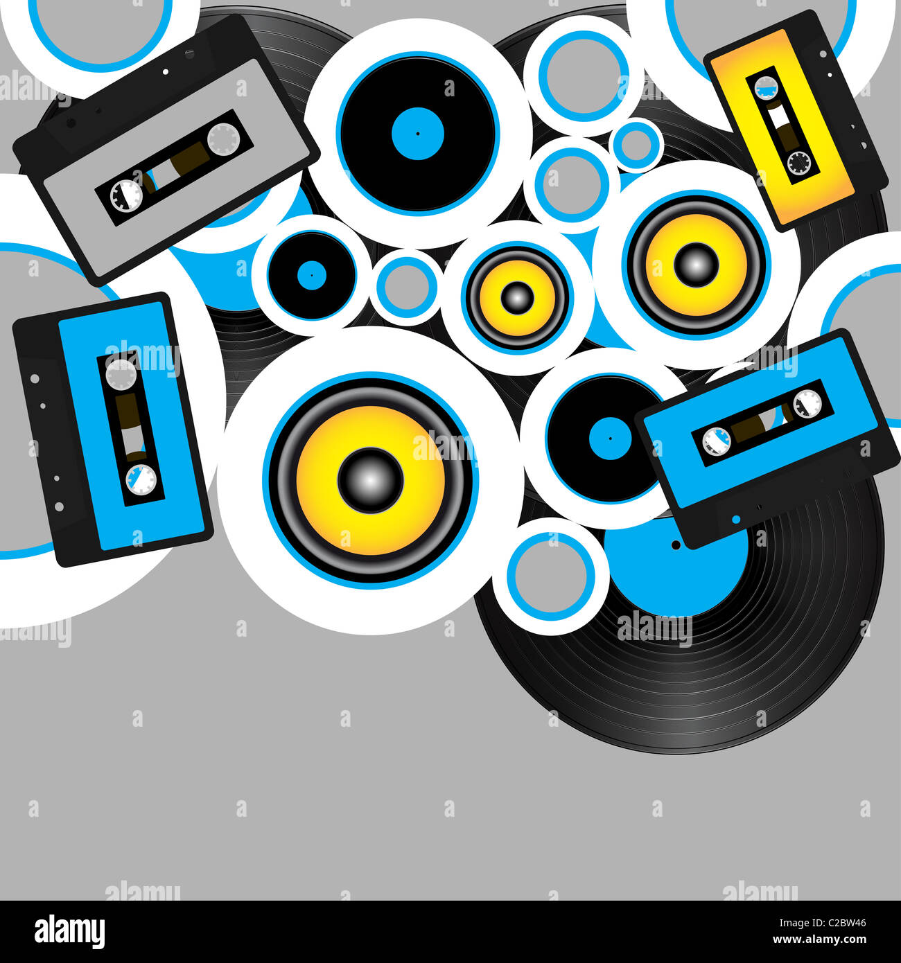 Retro-Party Hintergrund - Audio-Kassetten und Schallplatten auf grauem Hintergrund Stockfoto
