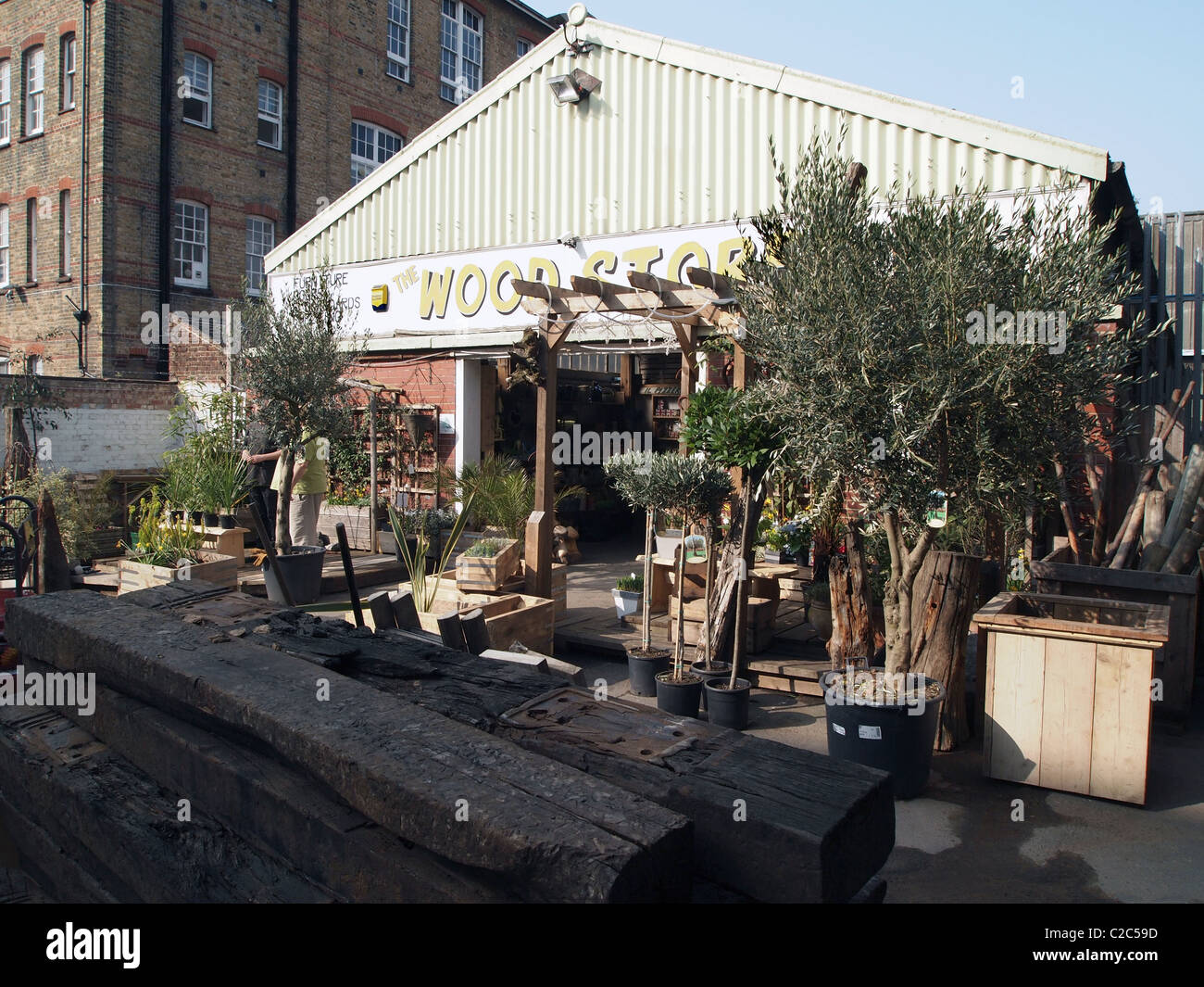 Die Brighton Woodstore, Circus Street, Brighton, East Sussex, die Heimat der Brighton and Hove Holz Recycling-Projekt. Stockfoto