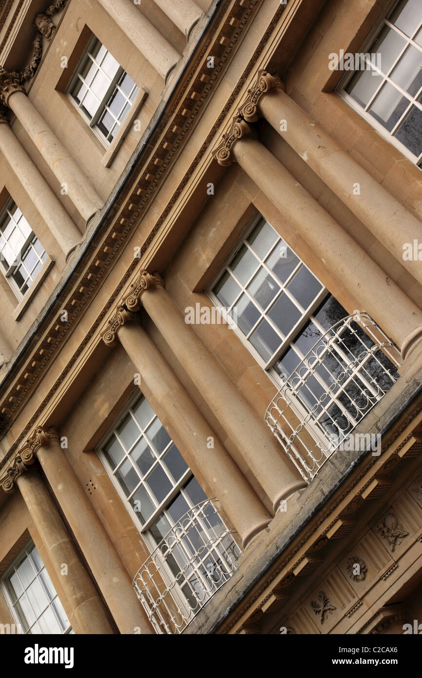 Nahaufnahme der georgischen Architektur im Circus, City of Bath, England. Ein UNESCO-Weltkulturerbe. Somerset, England, Großbritannien Stockfoto