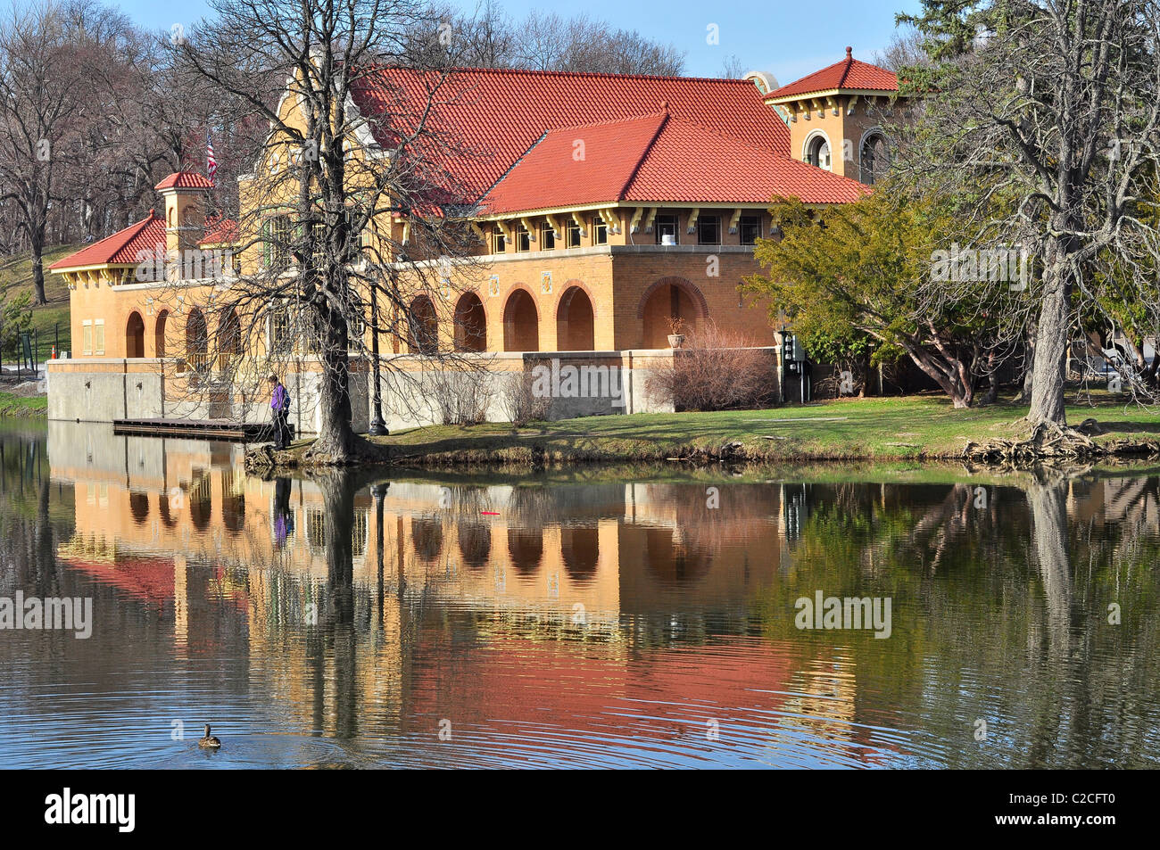 Spielhaus Reflexion im Washington Park, Albany New York. Stockfoto