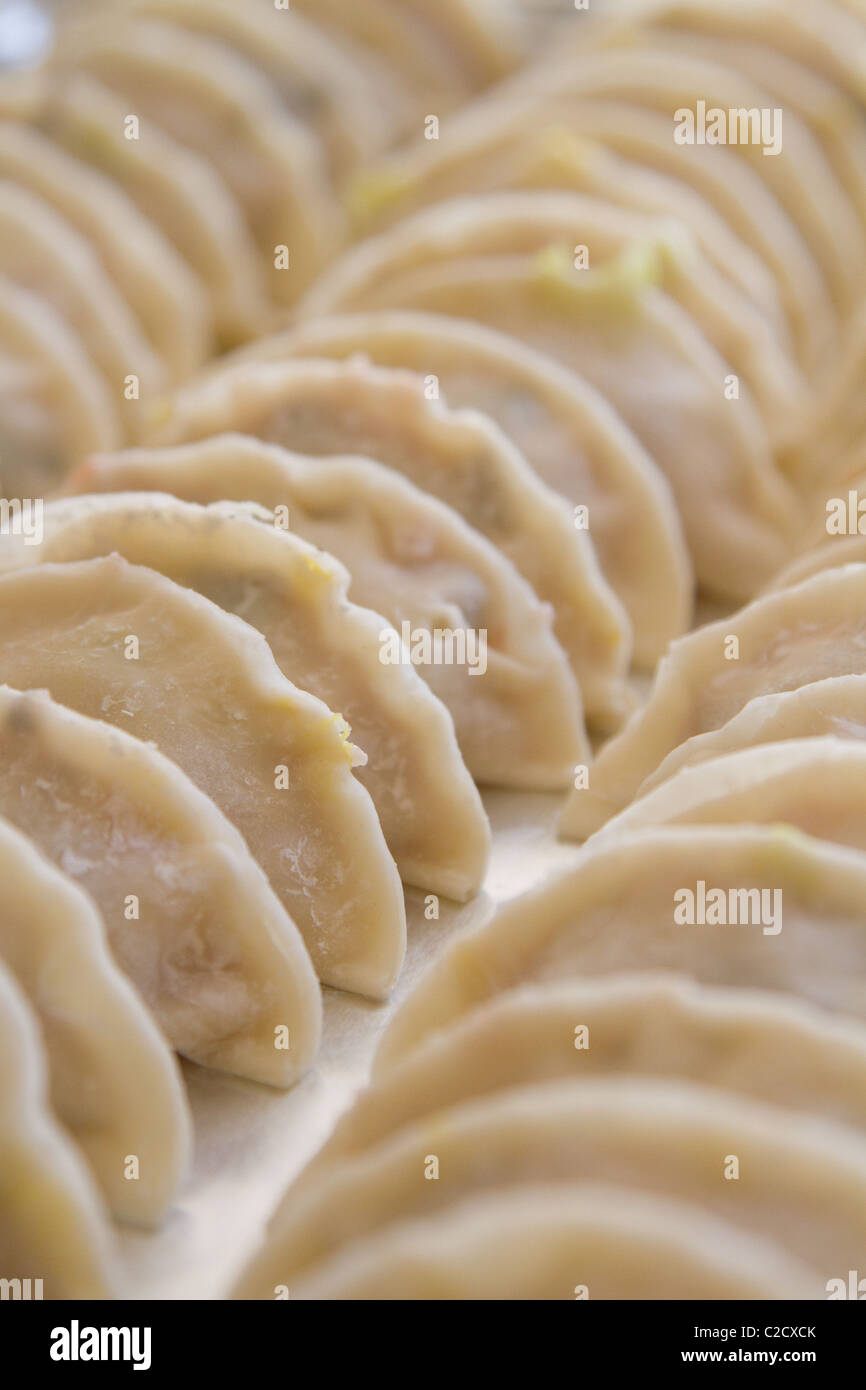 Rohe chinesische Knödel snack ungekocht Festival closeup Stockfoto