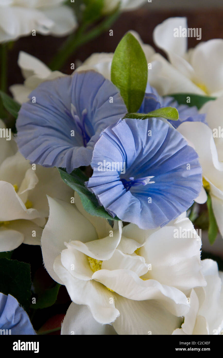 Kunst künstlerische blau Closeup bunten Dekor dekorative Design gefälschte floral Blume Haus Ornament weiß Stockfoto