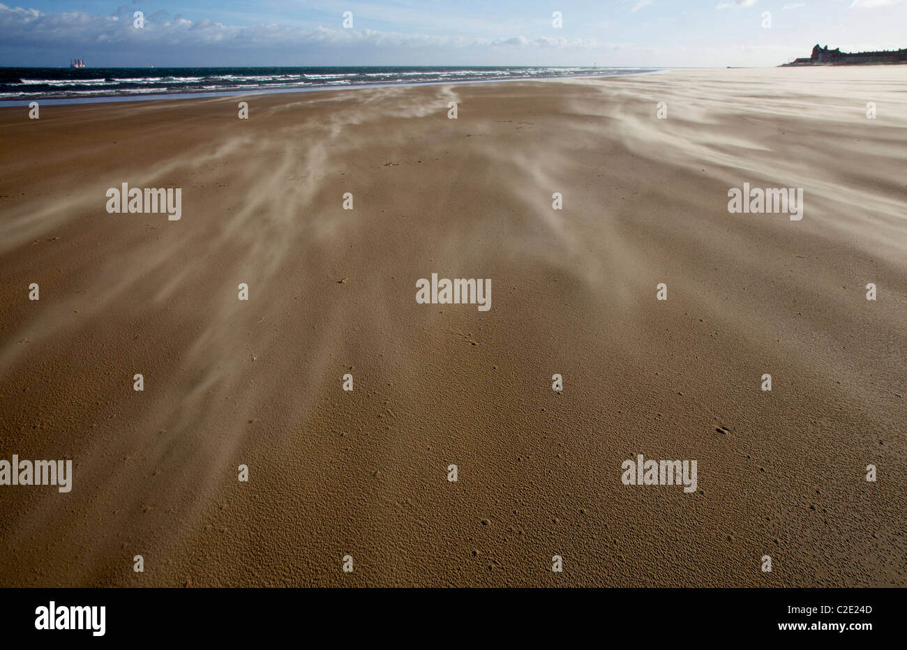 Wind Sand in Redcar geblasen Stockfoto