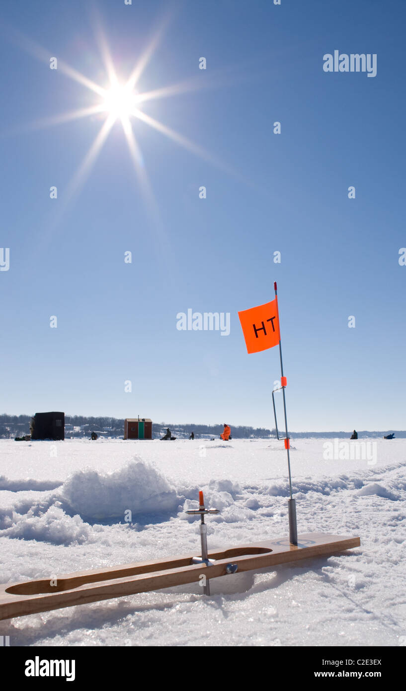 Eis Angeln hochklappbare, Genfer See, Wisconsin Stockfoto