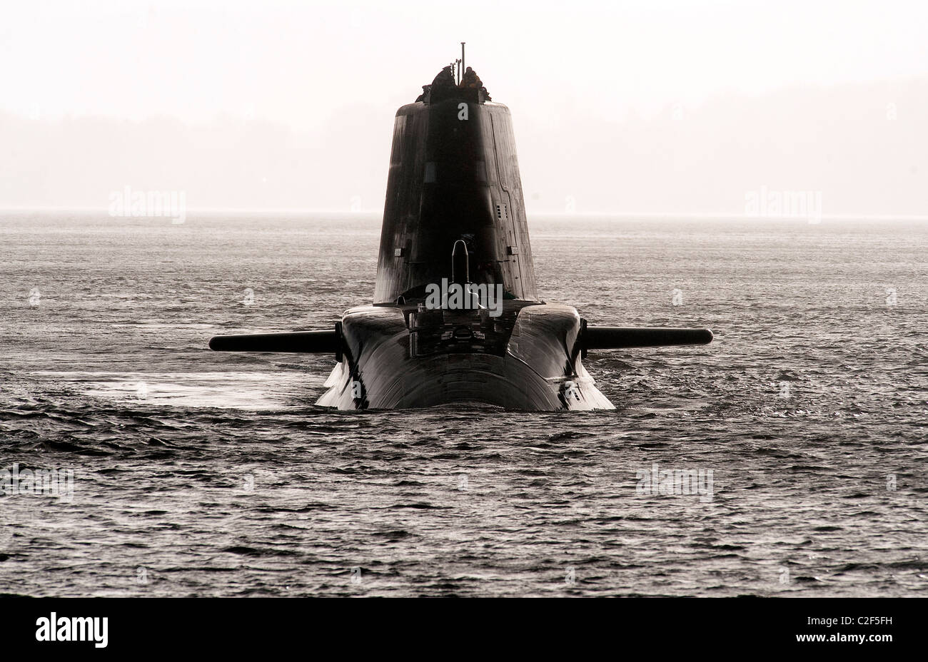 HMS Astute, neueste Atom-u-Boot der Royal Navy Segeln bis Zielschiff am Firth of Cylde zu ihrer neuen Basis am Oberkommandos Faslane. Stockfoto