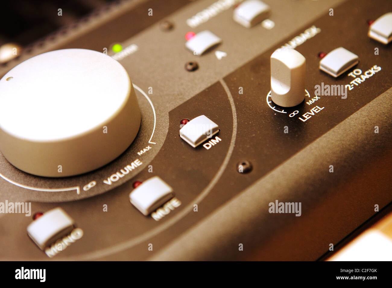 Bearbeiten von Equipment mit Rädern, Schieber und eine Tastatur. Stockfoto