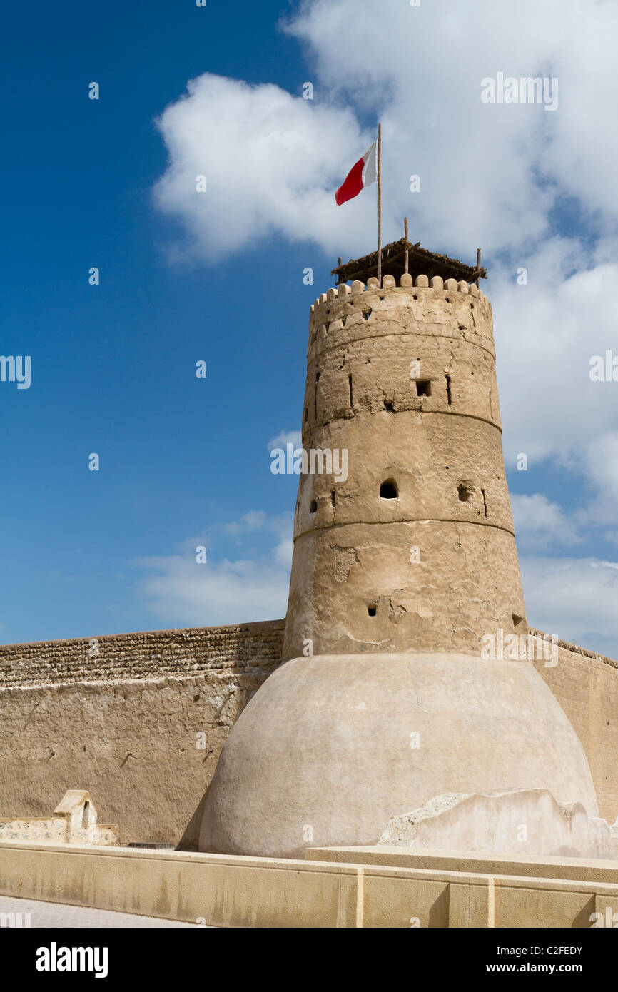 Das Dubai Museum und historische Festung Al-Fahidi in Dubai, VAE. Stockfoto