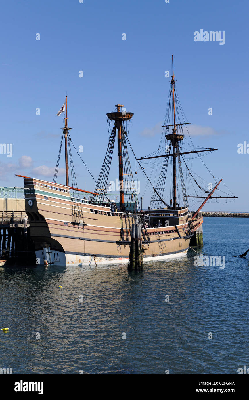 Mayflower II auf Plimouth Plantage.  Replik des ursprünglichen Schiffs machte 1957.  Großmast noch nicht für die Saison noch nicht montiert. Stockfoto
