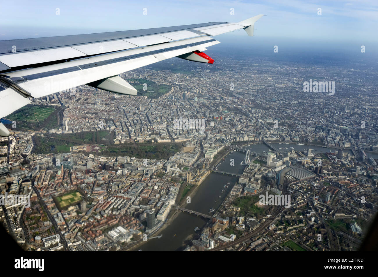 Ansicht von London aus Flugzeug Stockfoto